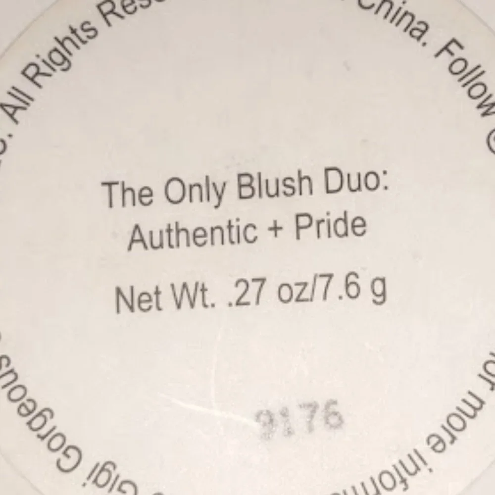 Gigi Gorgeous - The Only Blush Duo: Authentic + Pride | .27 oz.